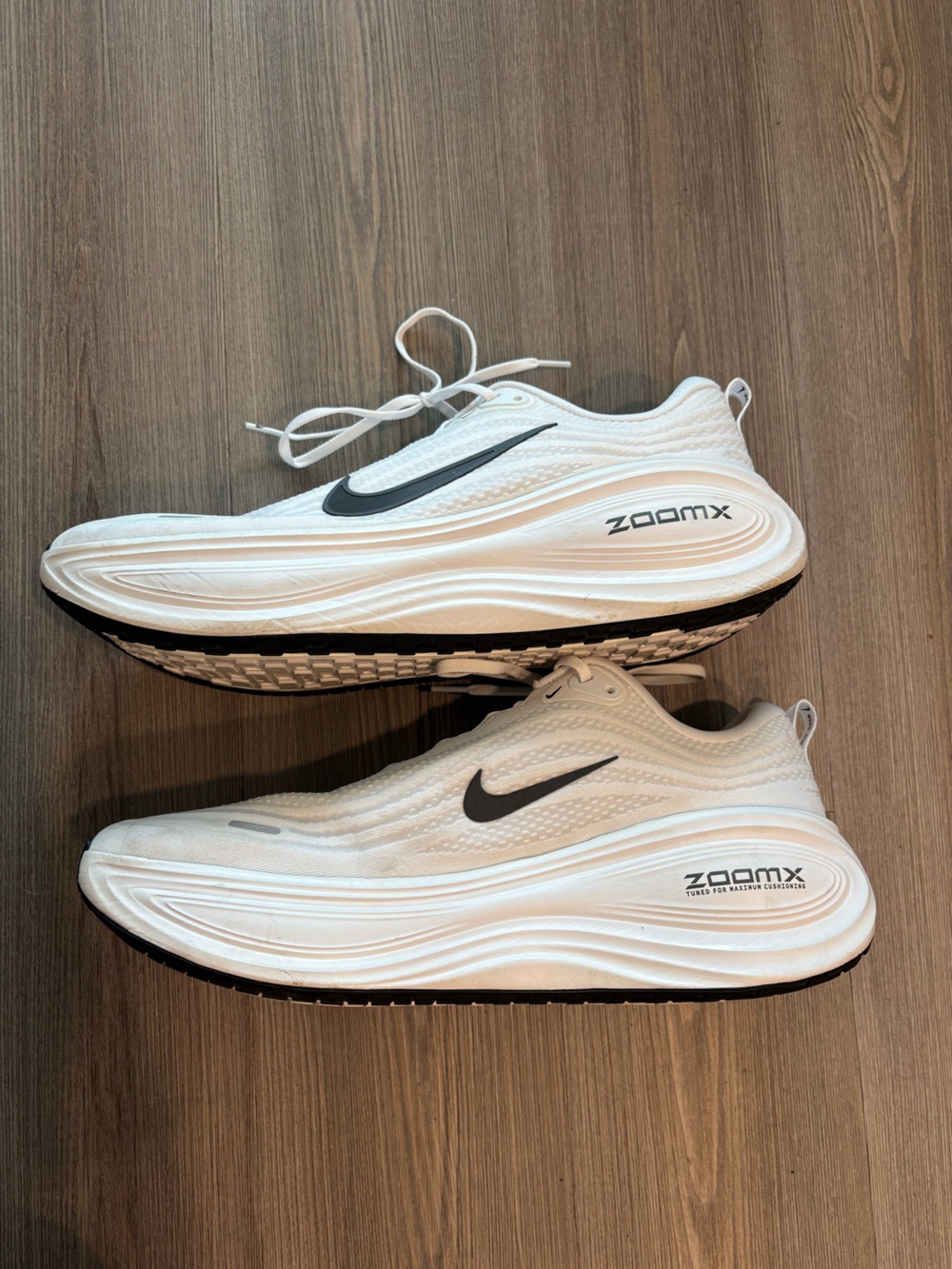 Nike Vomero Plus - Picture 4 of 7